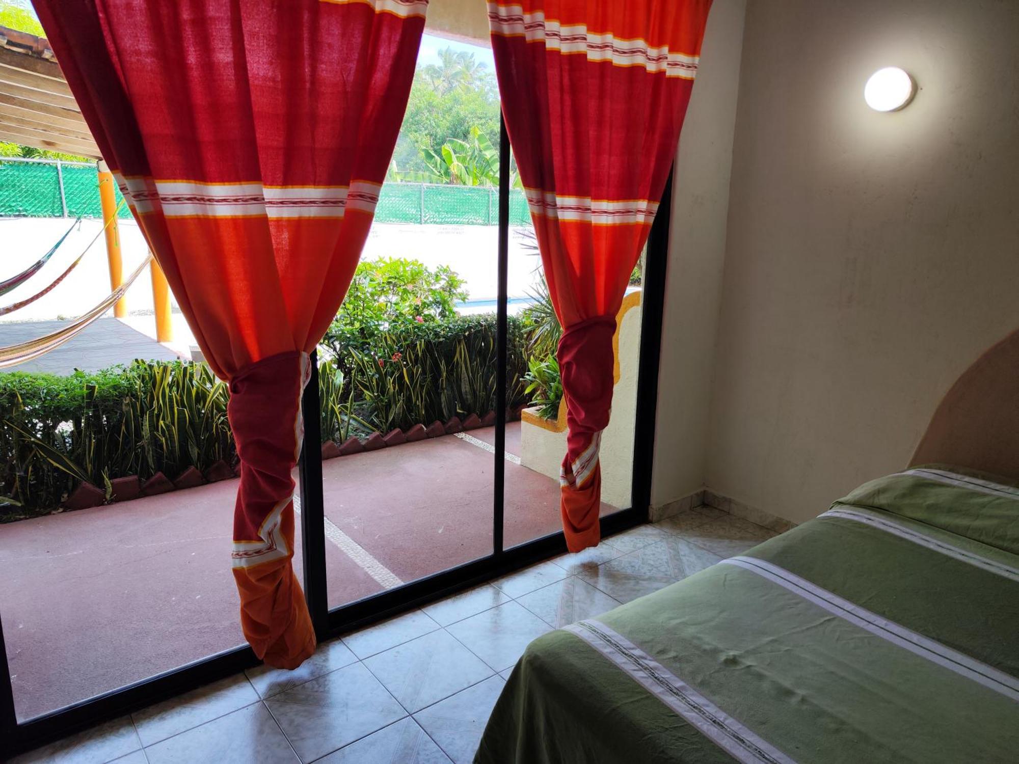 Hotel J.B. Zihuatanejo Exterior photo